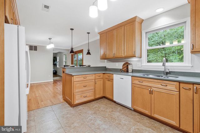 4329 MOUNT VERNON MEMORIAL HWY, Alexandria, VA 22309