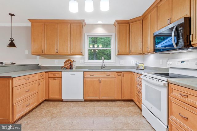 4329 MOUNT VERNON MEMORIAL HWY, Alexandria, VA 22309