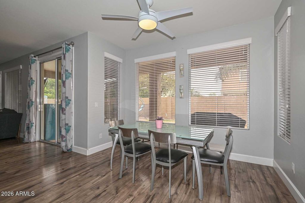 Image 23 of property listing at 10519 W ALEX Avenue, Peoria, AZ 85382