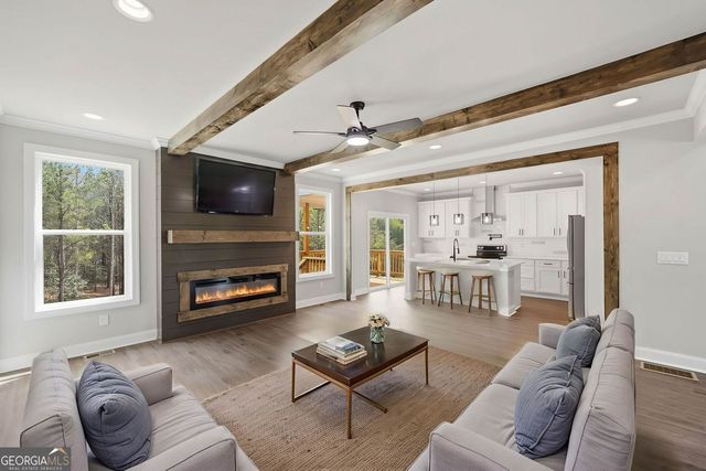 136 Morgan Ln, Dawsonville, GA 30534