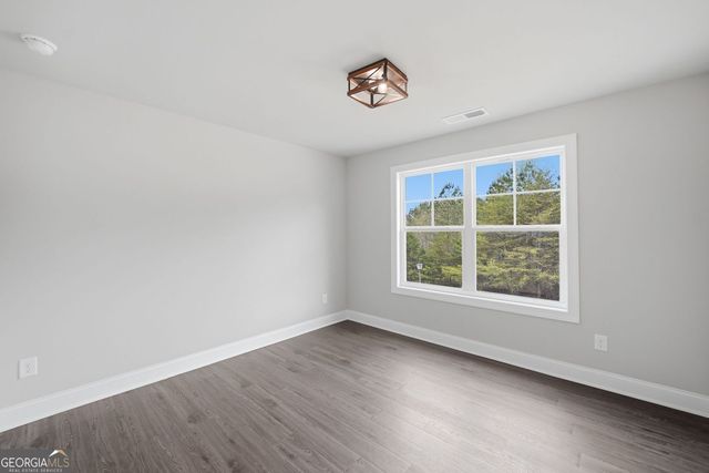 136 Morgan Ln, Dawsonville, GA 30534