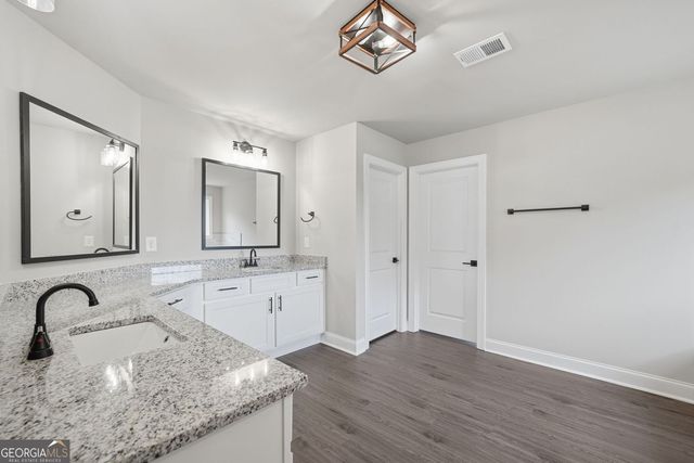 136 Morgan Ln, Dawsonville, GA 30534