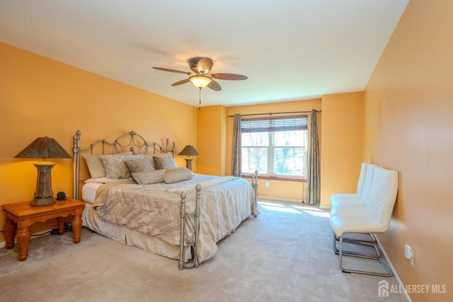 6 Ruedeman Drive, Plainsboro, NJ 08536