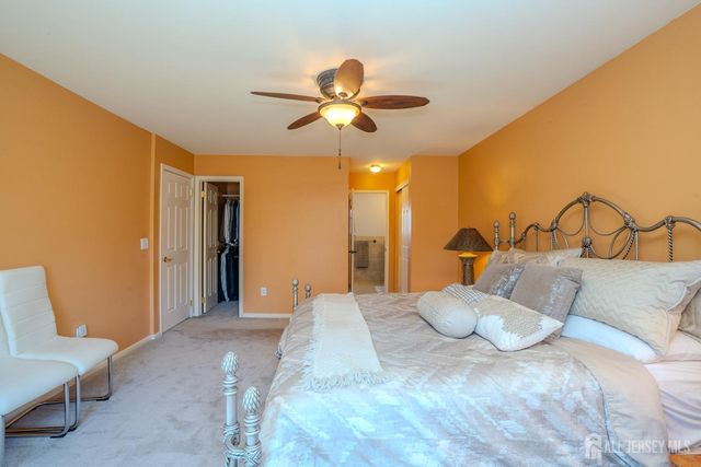 6 Ruedeman Drive, Plainsboro, NJ 08536