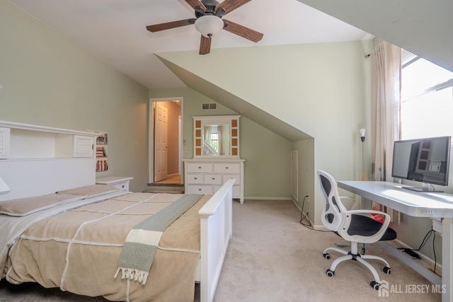 6 Ruedeman Drive, Plainsboro, NJ 08536