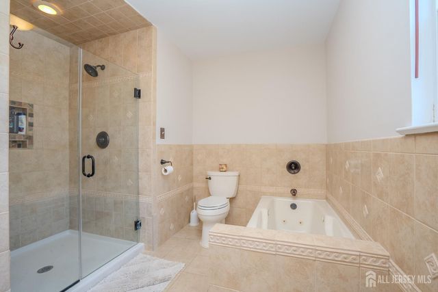 6 Ruedeman Drive, Plainsboro, NJ 08536