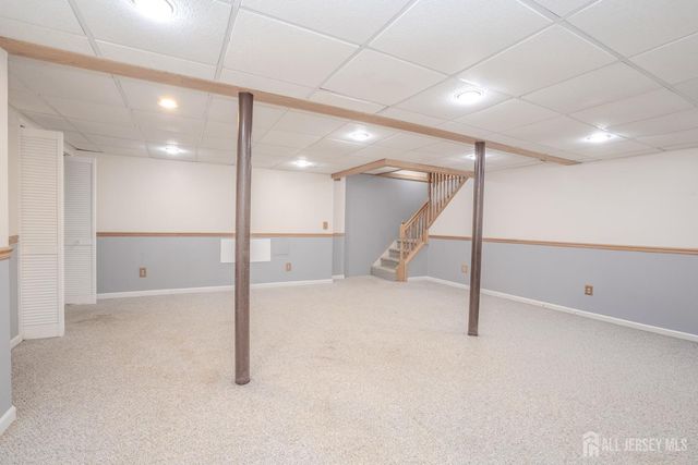 6 Ruedeman Drive, Plainsboro, NJ 08536