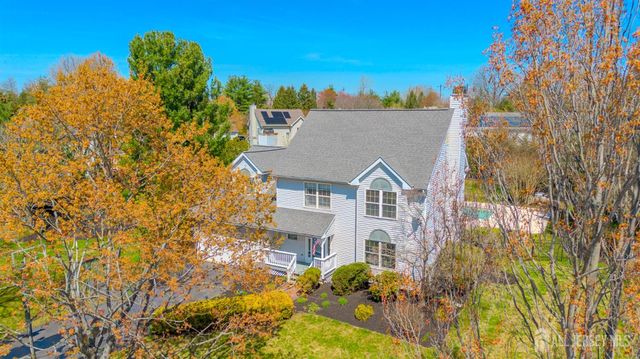 6 Ruedeman Drive, Plainsboro, NJ 08536