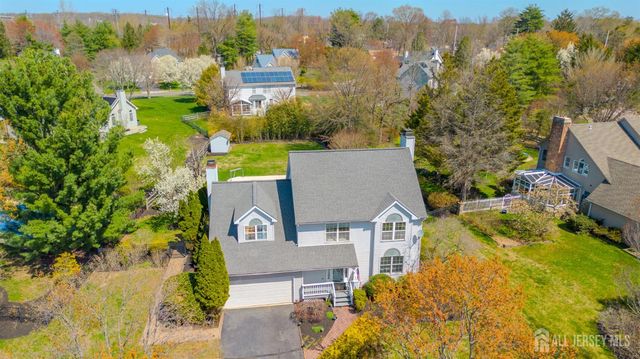 6 Ruedeman Drive, Plainsboro, NJ 08536