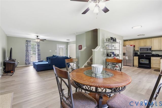 1304 Piney Ridge Ct, Henrico, VA 23223