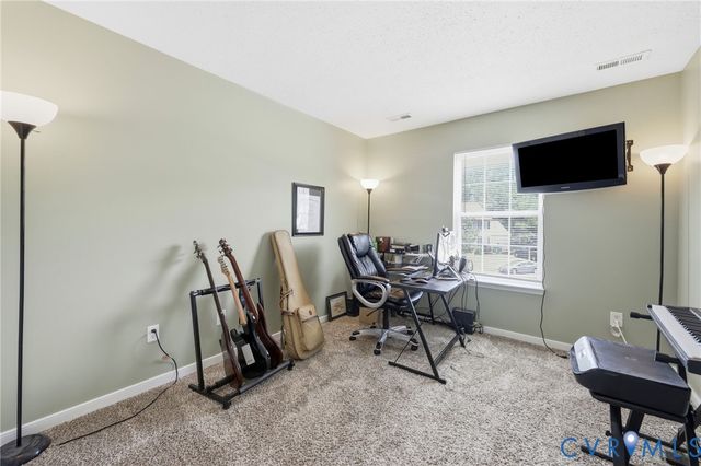 1304 Piney Ridge Ct, Henrico, VA 23223