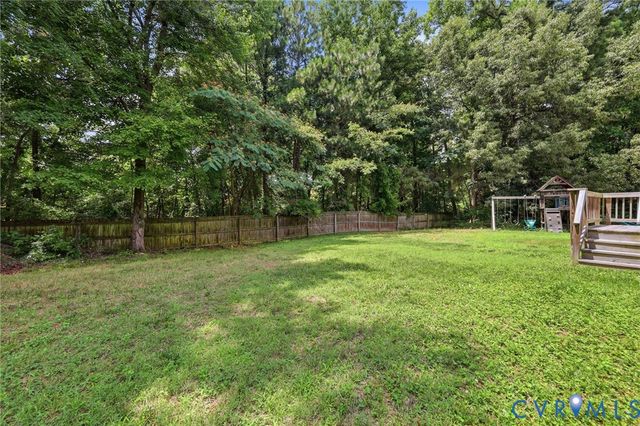 1304 Piney Ridge Ct, Henrico, VA 23223