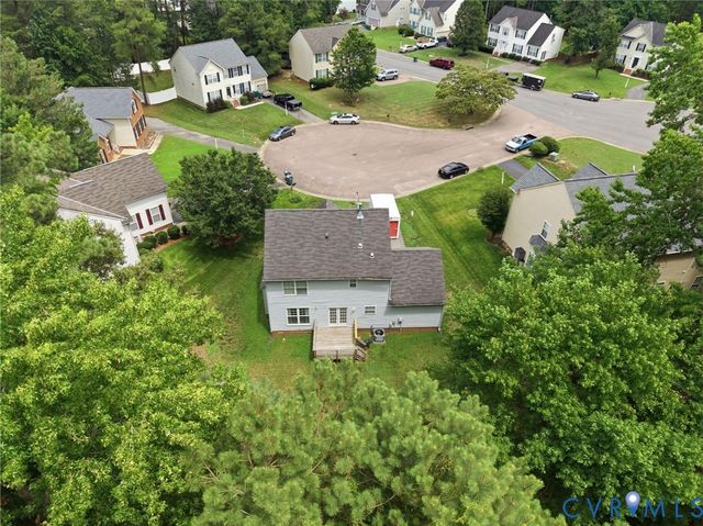 1304 Piney Ridge Ct, Henrico, VA 23223