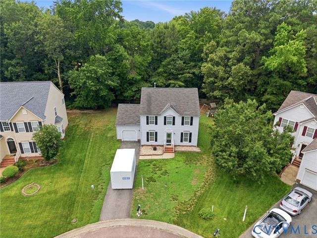 1304 Piney Ridge Ct, Henrico, VA 23223