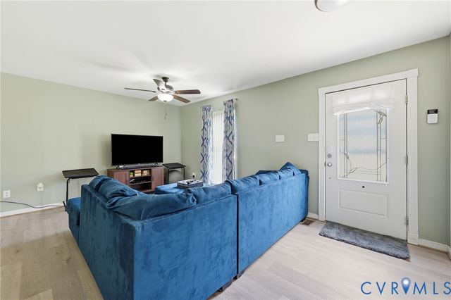 1304 Piney Ridge Ct, Henrico, VA 23223