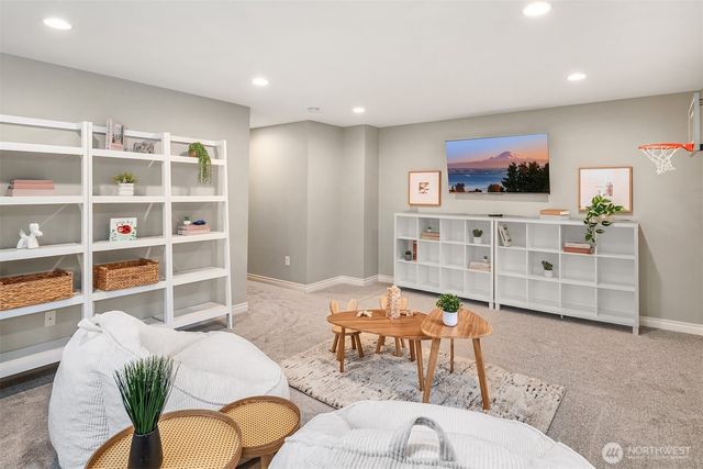 2205 239th Place NE, Sammamish, WA 98074
