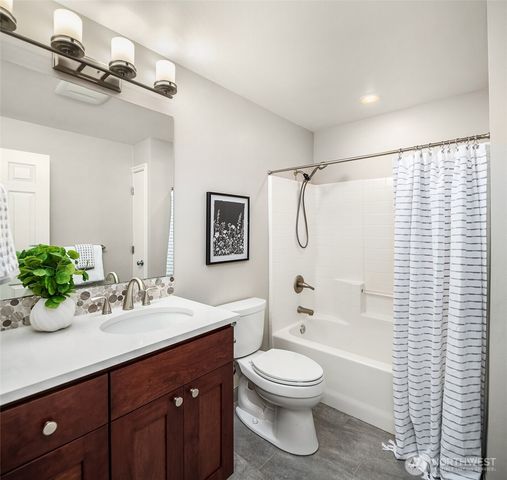 2205 239th Place NE, Sammamish, WA 98074