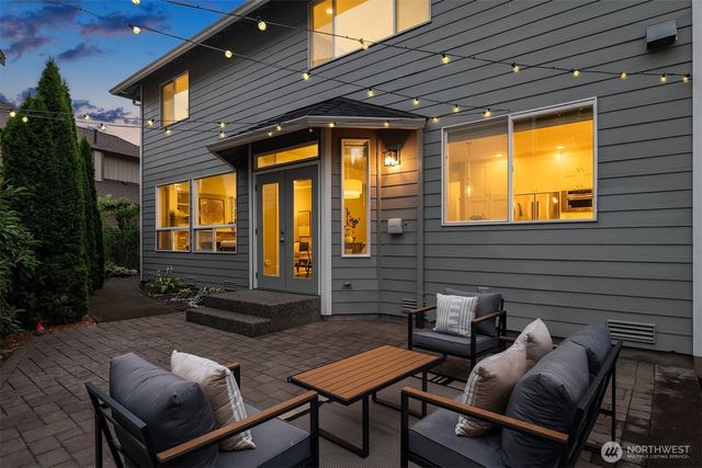 2205 239th Place NE, Sammamish, WA 98074