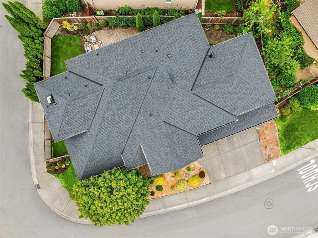 2205 239th Place NE, Sammamish, WA 98074