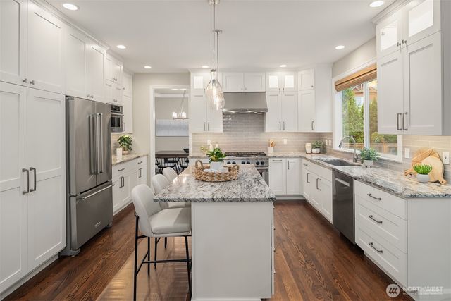 2205 239th Place NE, Sammamish, WA 98074