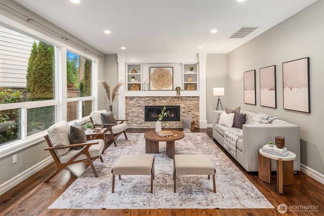 2205 239th Place NE, Sammamish, WA 98074