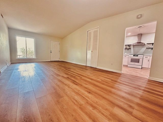 7517 Eastcrest DR, Austin, TX 78752