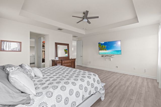 1025 Sterling Pine Place Place, Loxahatchee, FL 33470