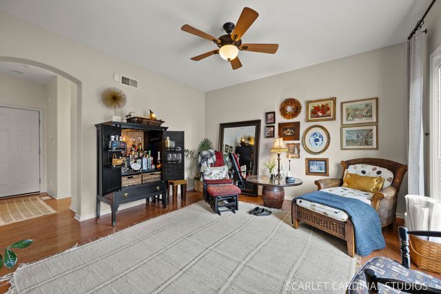205 Box Car Avenue, Naperville, IL 60540