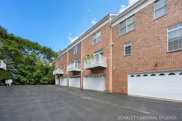 205 Box Car Avenue, Naperville, IL 60540