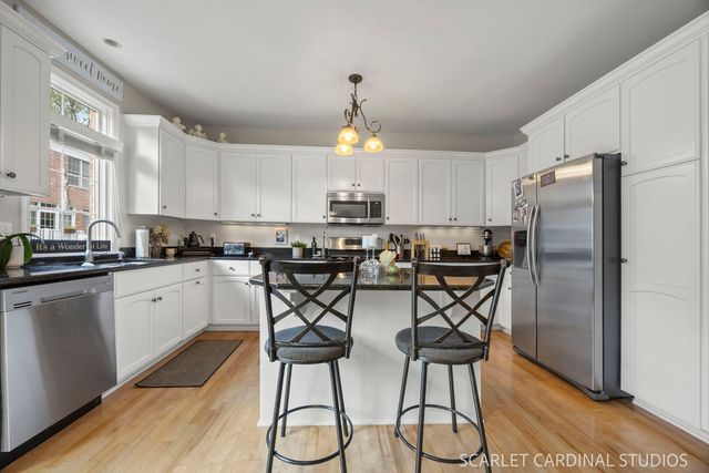 205 Box Car Avenue, Naperville, IL 60540