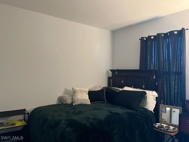 2930 37th AVE NE, Naples, FL 34120