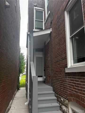 2758 Rutger Street, St Louis, MO 63104