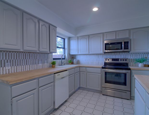11703 Abston Lane, Dallas, TX 75218