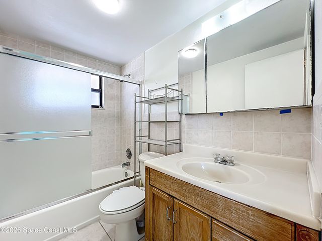 106 Sunrise Ave Avenue B, Satellite Beach, FL 32937