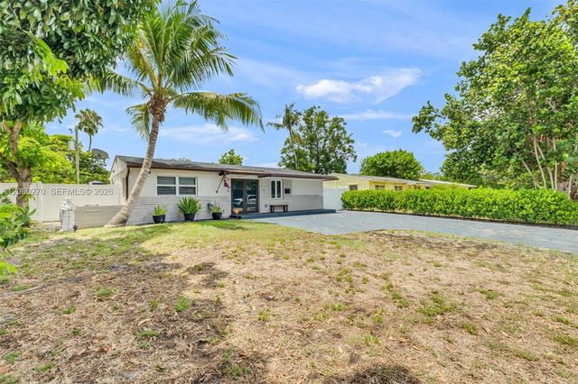 7420 Hope Street, Hollywood, FL 33024