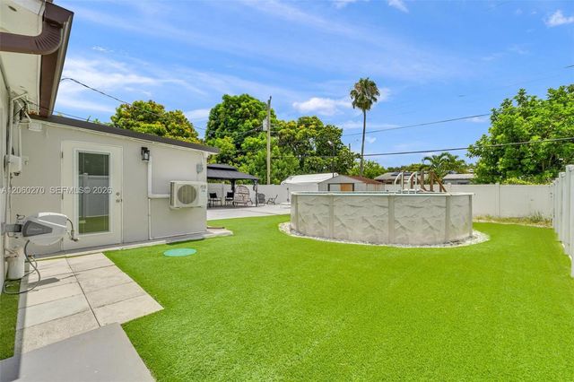 7420 Hope Street, Hollywood, FL 33024