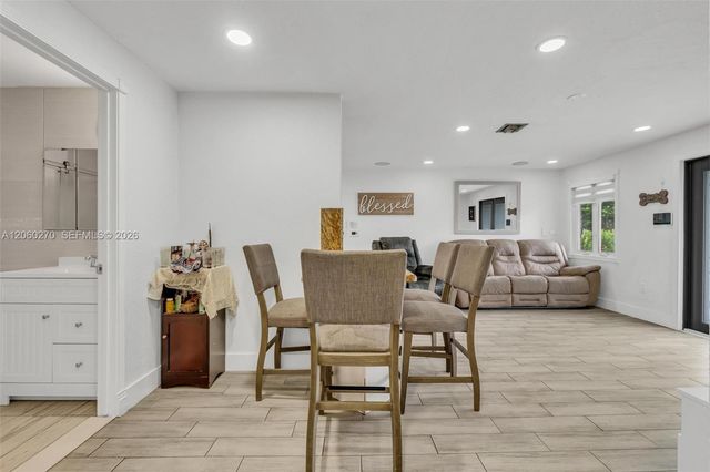 7420 Hope Street, Hollywood, FL 33024