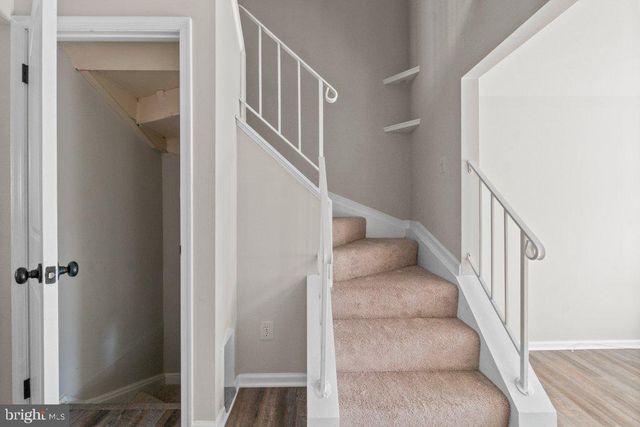 5 BARDIA CT, Baltimore, MD 21237