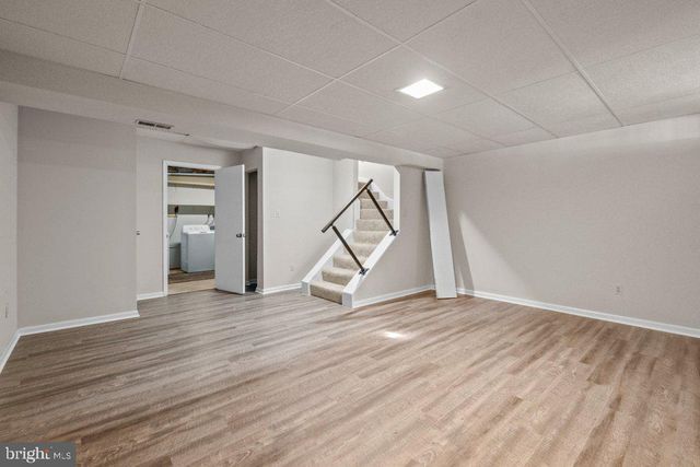 5 BARDIA CT, Baltimore, MD 21237