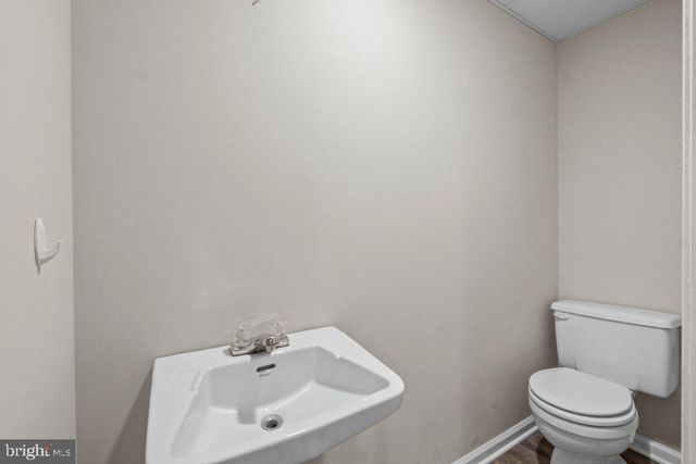 5 BARDIA CT, Baltimore, MD 21237