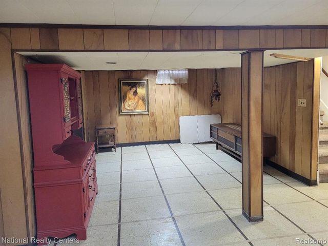 8789 Donna Street, Westland, MI 48185