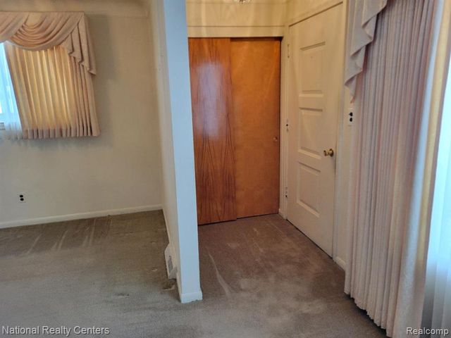 8789 Donna Street, Westland, MI 48185