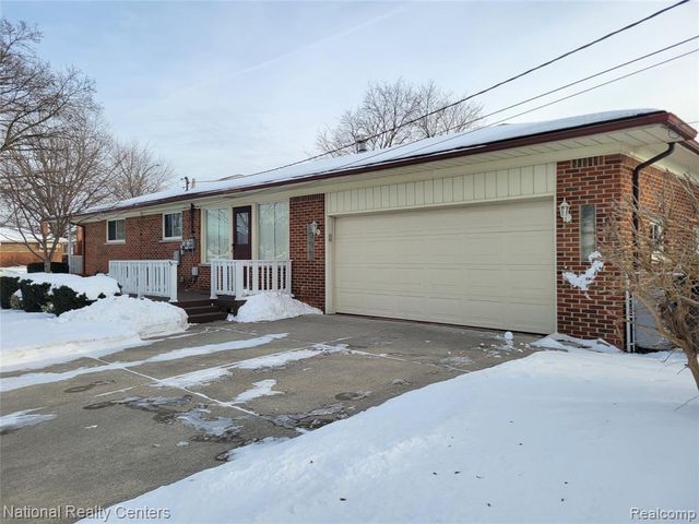 8789 Donna Street, Westland, MI 48185