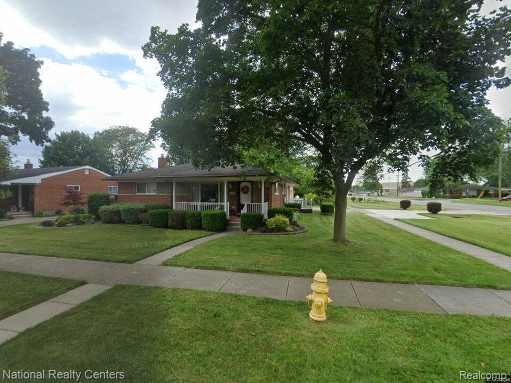 8789 Donna Street, Westland, MI 48185