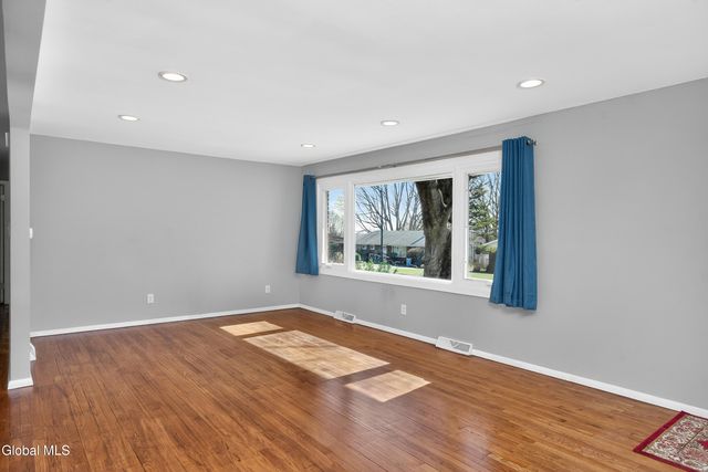 161 Shaker Park Drive, Albany, NY 12211
