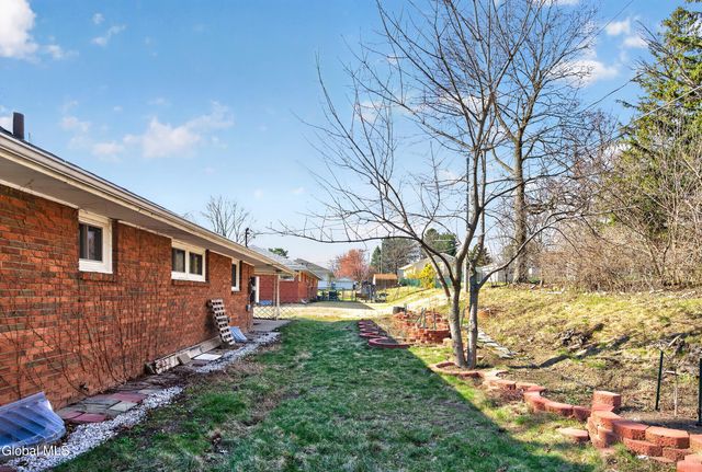 161 Shaker Park Drive, Albany, NY 12211
