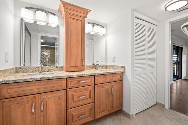 160 SE Saint Lucie Boulevard 402a, Stuart, FL 34996