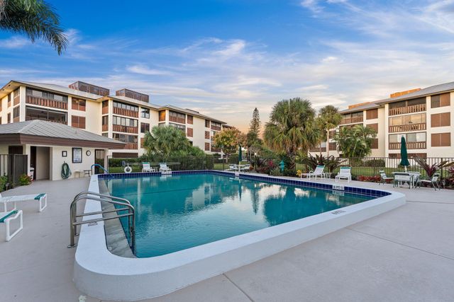 160 SE Saint Lucie Boulevard 402a, Stuart, FL 34996