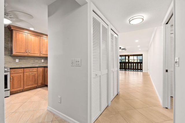 160 SE Saint Lucie Boulevard 402a, Stuart, FL 34996