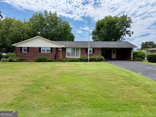 95 Race Street, Hartwell, GA 30643